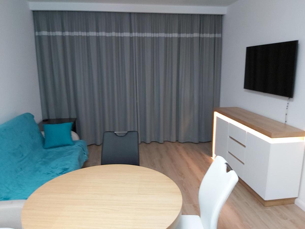 Spectrum Super Vip Free Parking Гданск Екстериор снимка